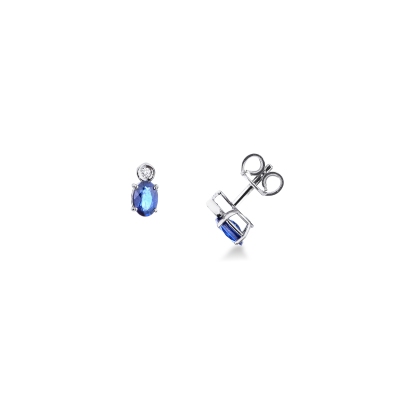 18k white gold stud earrings with blue sapphires and diamonds 