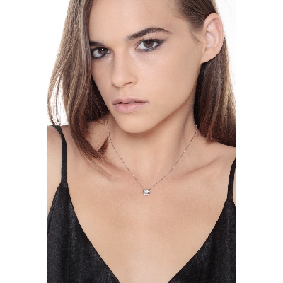 18k white gold full bezel solitaire necklace with 0.50 ct diamond