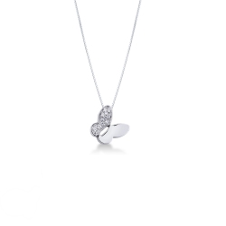 Butterfly with diamond pavè on a wing