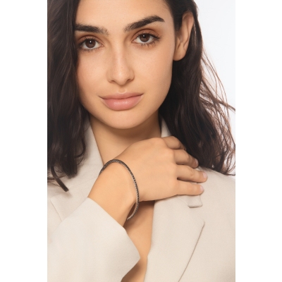 Elastic bracelet tennis in 18k white gold with black diamonds