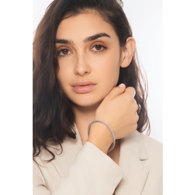 18k white gold elastic tennis bracelet with diamonds