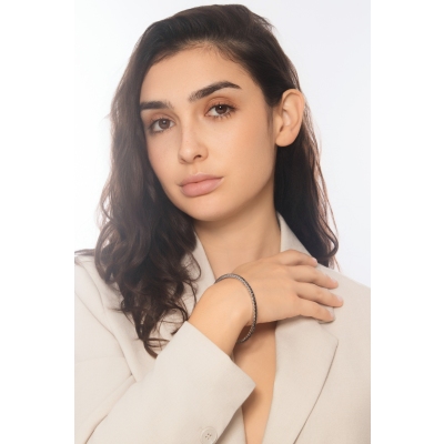 White gold 18k elastic tennis bracelet with black diamonds