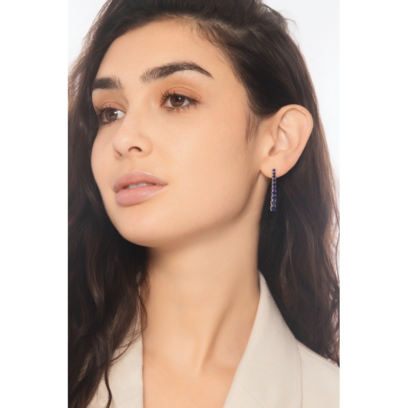 Tennis earrings with blue sapphires in white gold 18k