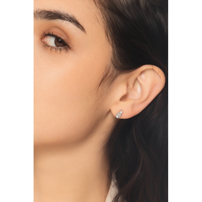 Stud earrings in white gold 18k with aquamarines and diamonds Stud earrings in white gold 18k with aquamarines and diamonds