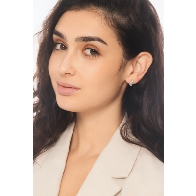 White gold 750 earrings with aquamarines and diamonds