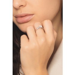 18k white gold solitaire ring with IGI diamond, 1.00 ct 2