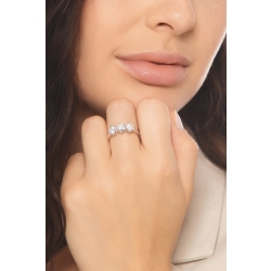 Trilogy ring in 18k white gold with diamonds 1,50 ct 2