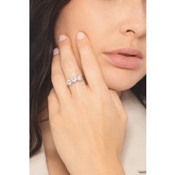 Trilogy Diamond Ring in white gold 18k  2