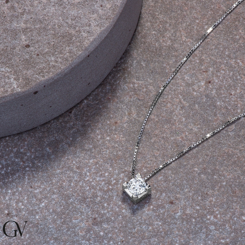 18k white gold solitaire necklace with 0.50 ct diamond 18k white gold solitaire necklace with 0.50 ct diamond