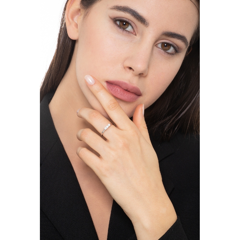 Trilogy Ring 18k White Gold with Diamonds