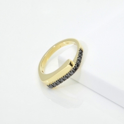 Men bypass black diamond ring 18kt yellow gold