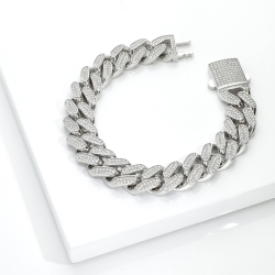 Diamonds iced out chain in white gold 18k