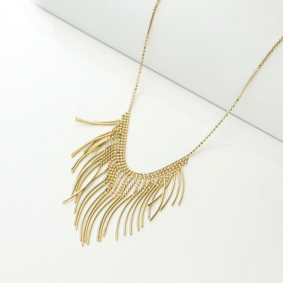 Beaded bohemian necklace in 18kt yellow gold