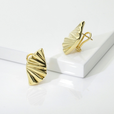 18kt yellow gold earrings