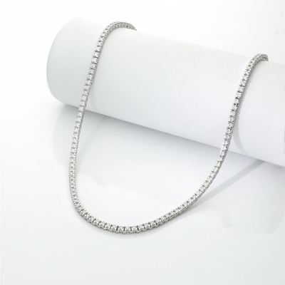 White diamonds tennis necklace in 18kt white gold