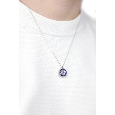 Round pendant necklace with diamonds and sapphires in 18kt white gold