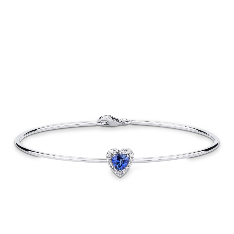 Thin bangle bracelet with diamonds and heart-shaped blue sapphire in 18kt white gold Thin bangle bracelet with diamonds and heart-shaped blue sapphire in 18kt white gold