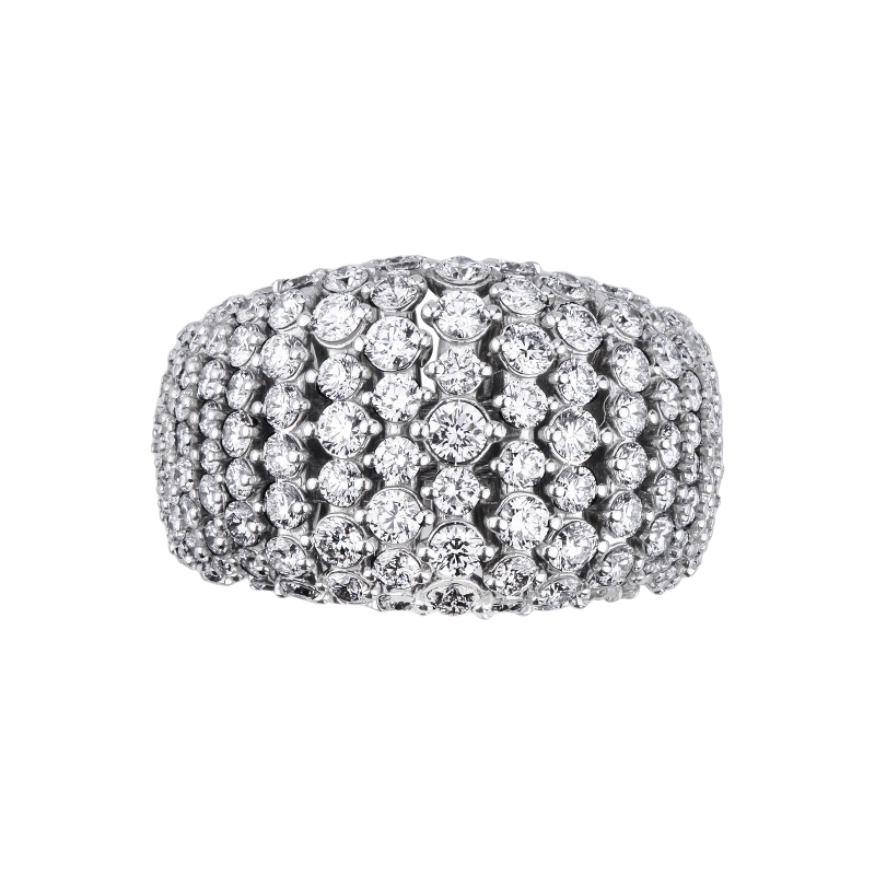 Soft link diamond pavé dome ring in 18kt white gold Soft link diamond pavé dome ring in 18kt white gold
