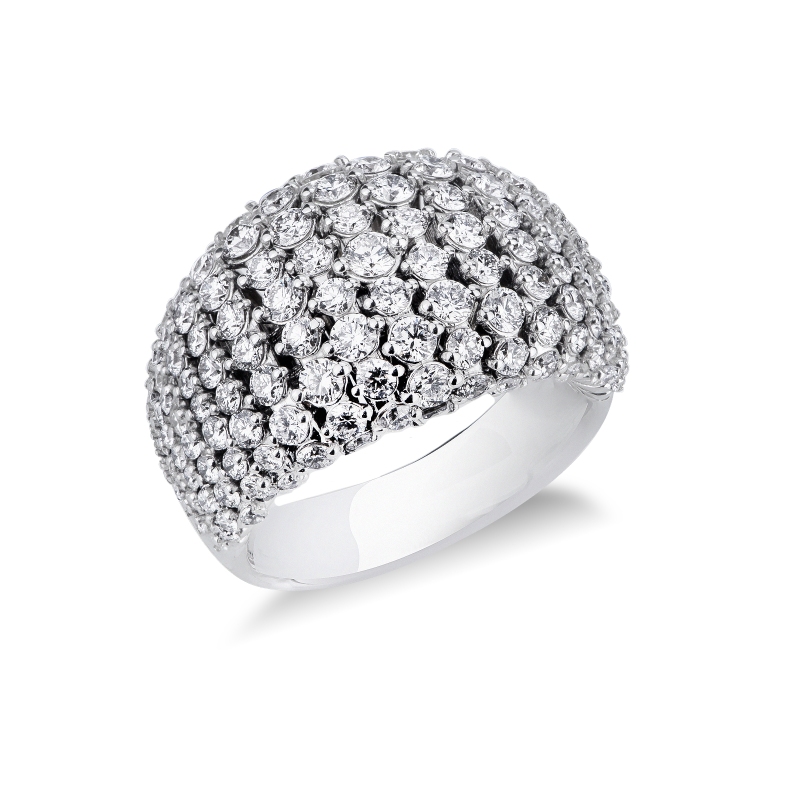 Soft link diamond pavé dome ring in 18kt white gold Soft link diamond pavé dome ring in 18kt white gold