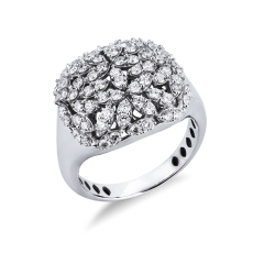 White diamond pavé ring in 18kt white gold