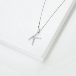 K diamond pendant necklace in 18kt white gold