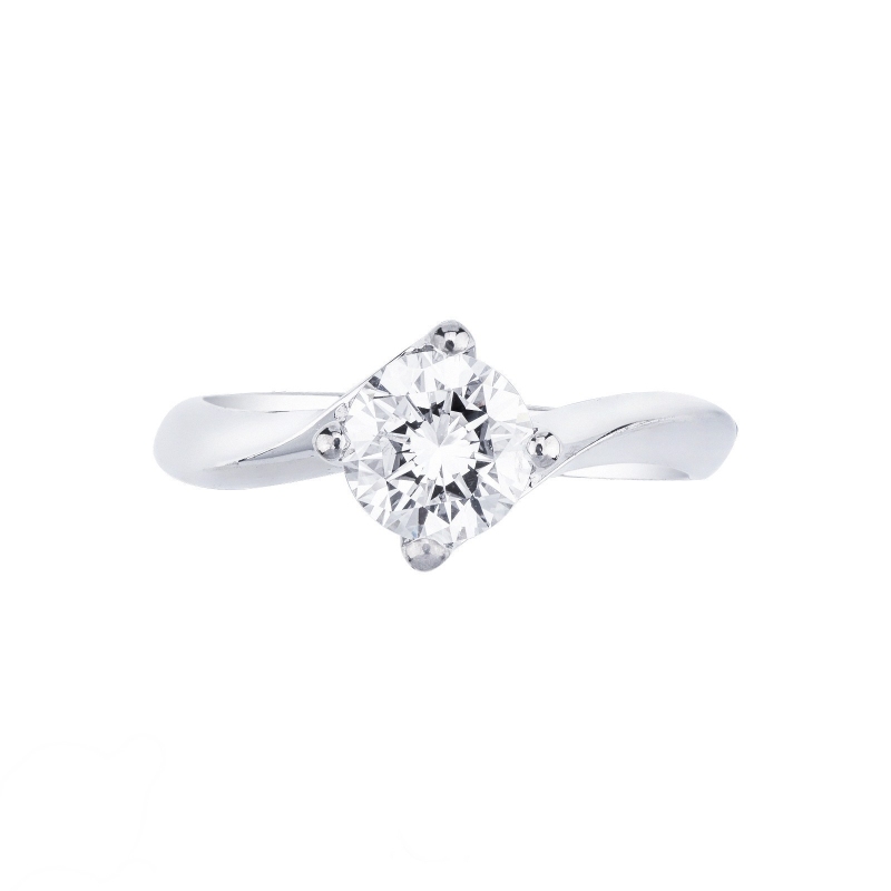 IGI certified diamond solitaire ring in 18kt white gold