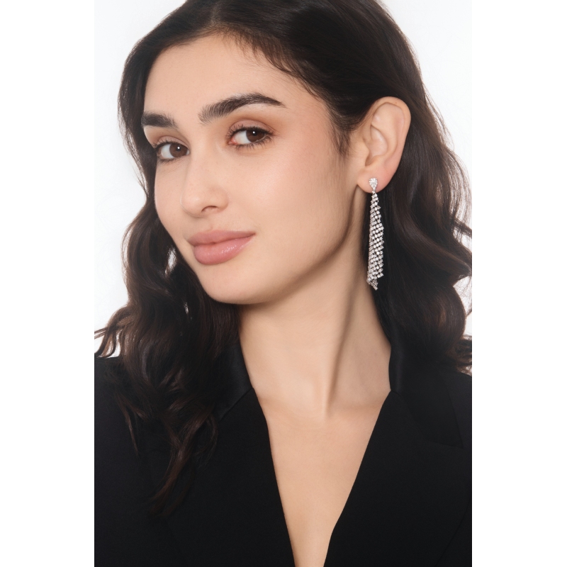 White gold 18k drop diamond earrings
