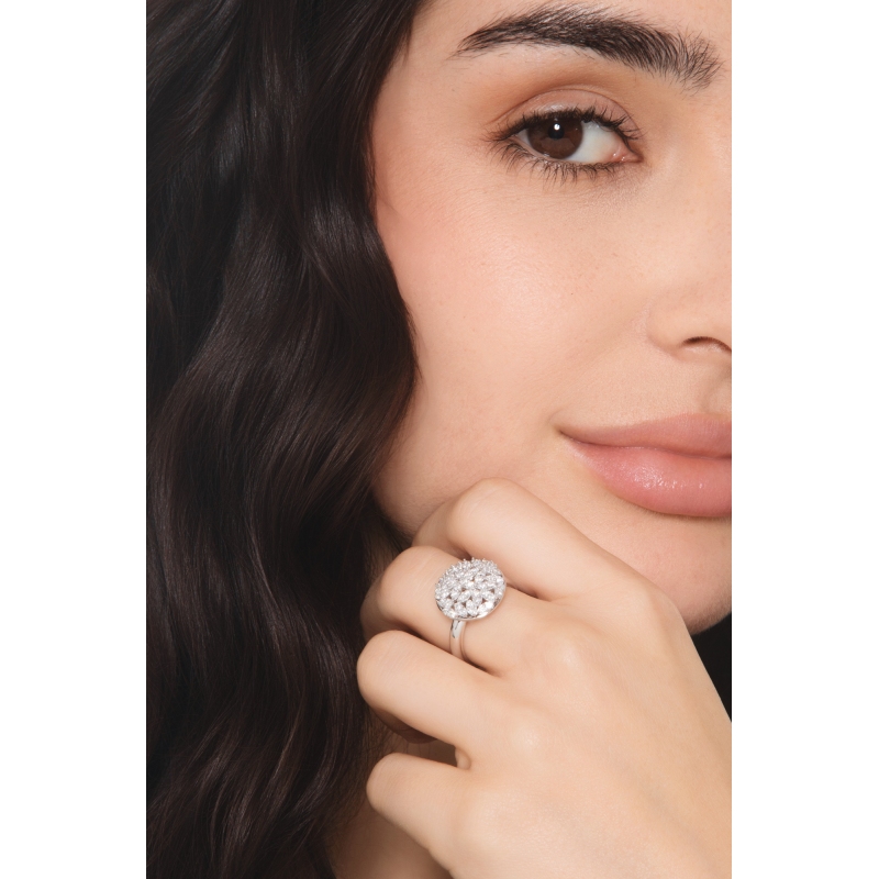 Geometric-design diamond ring in 18kt white gold Geometric-design diamond ring in 18kt white gold