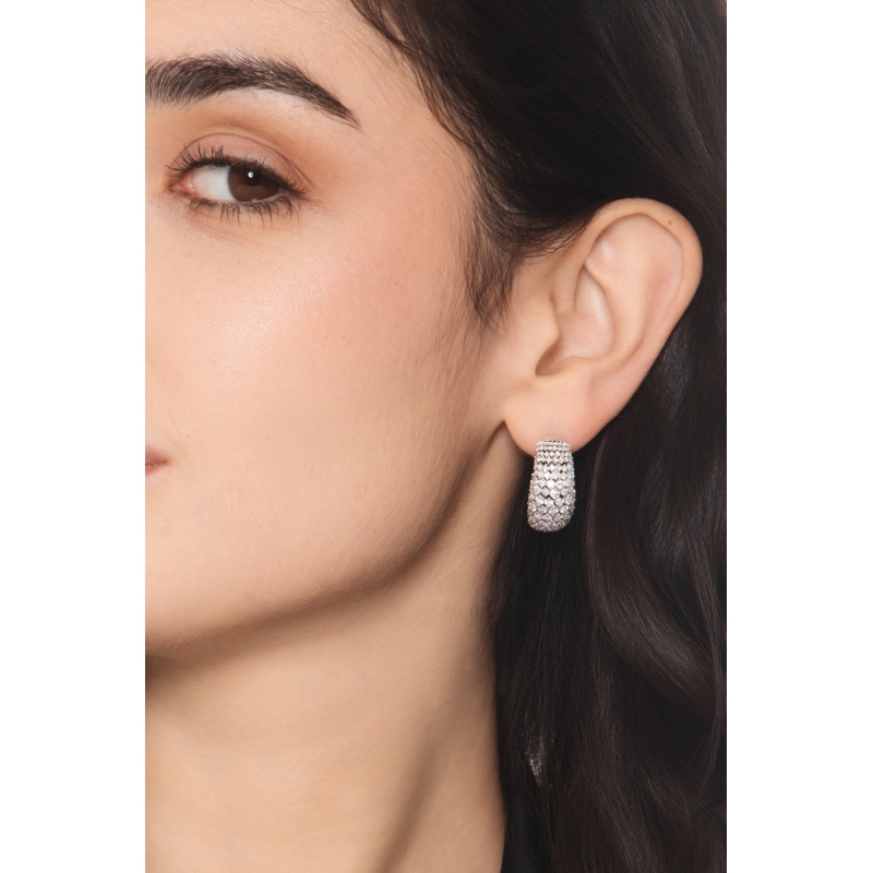 Diamond pavé latch back hoop earrings in 18kt white gold Diamond pavé latch back hoop earrings in 18kt white gold