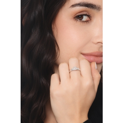 18k white gold solitaire ring with IGI diamond, 1.00 ct