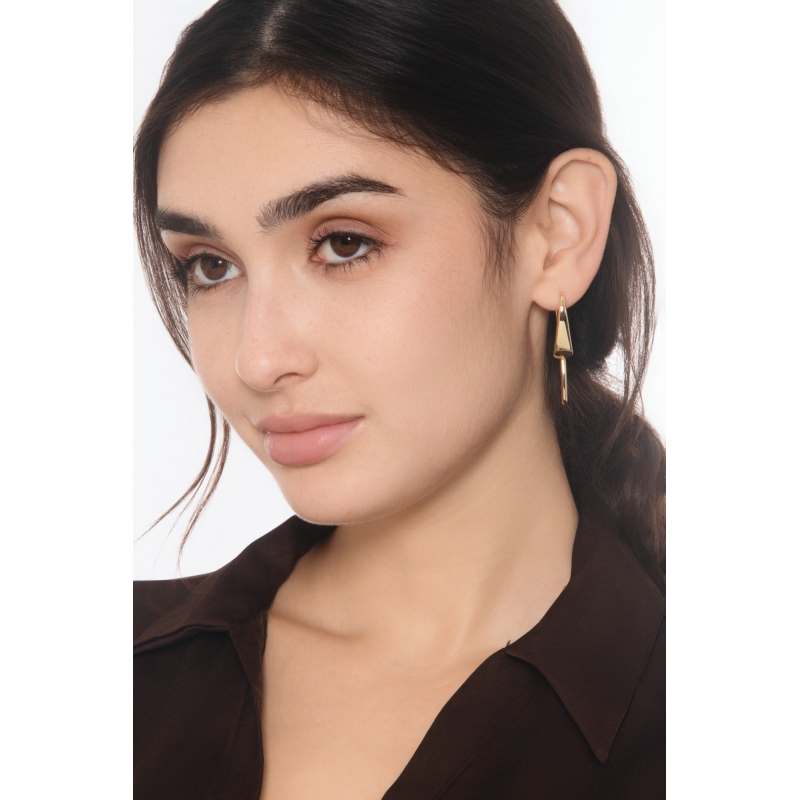 Modern hoop earrings in 18kt yellow gold