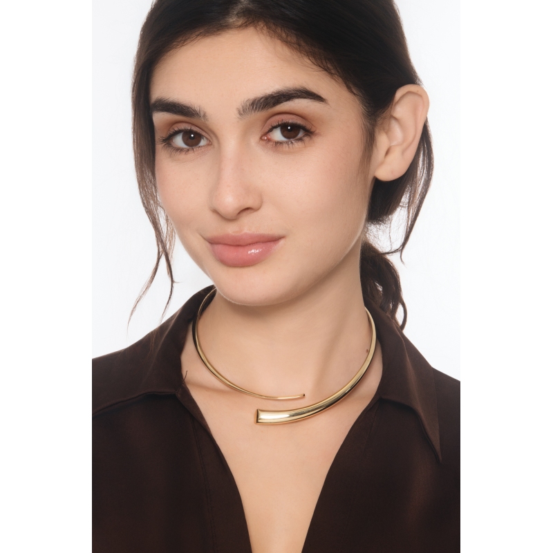Bypass rigid necklace in 18kt yellow gold