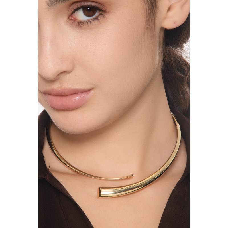 Bypass rigid necklace in 18kt yellow gold