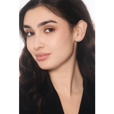 Aquamarine diamond halo earrings in 18kt white gold 