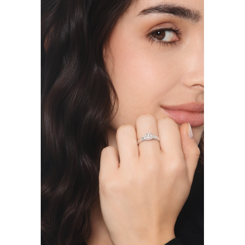 18k white gold solitaire IGI diamond, 0.90 ct