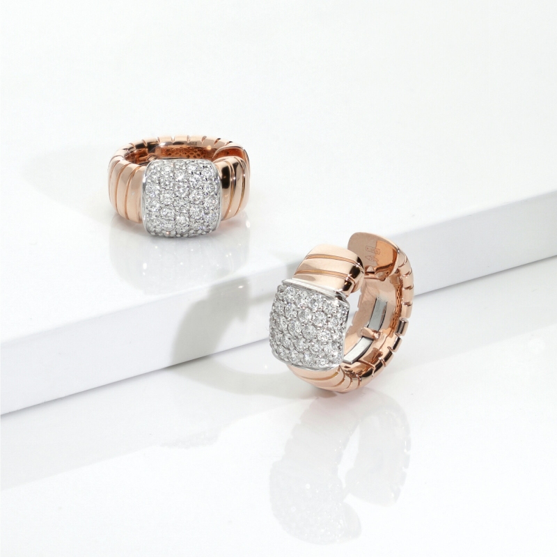 Tubogas oval earrings with diamonds in 18kt rose gold Tubogas oval earrings with diamonds in 18kt rose gold