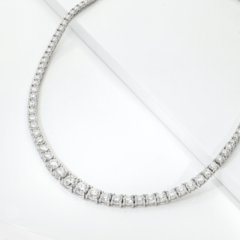 Riviere tennis diamond necklace in 18kt white gold Riviere tennis diamond necklace in 18kt white gold