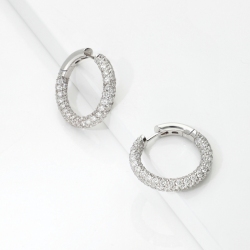 750 white gold hoop earrings with diamonds
