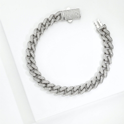 Cubanlink bracelet in white gold 650 with diamonds, 9 mm