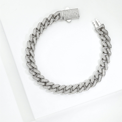 Cubanlink bracelet in white gold 650 with diamonds, 9 mm