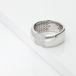18k white gold band ring men with diamonds