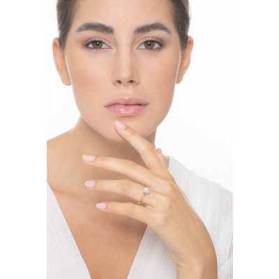 IGI certified diamond solitaire ring in 18kt yellow gold