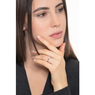 IGI certified solitaire ring 0,90 ct diamond in 18kt white gold