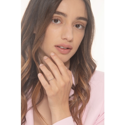 18k white gold classical solitaire with diamond 0.10 ct