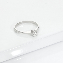 Solitaire ring in white gold 18k with diamond, ct 0,30