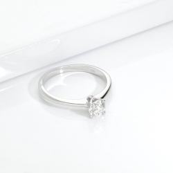 Solitaire ring in white gold 18k with diamond, 0.50 ct