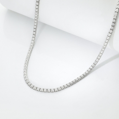 Tennis pyramid linear necklace in white gold 18k with diamonds