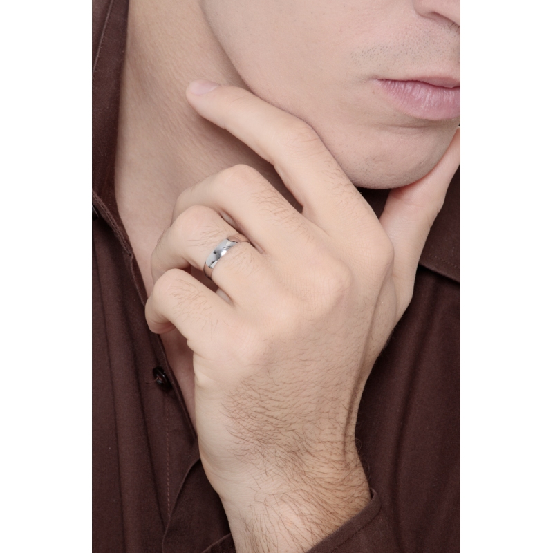 Wedding ring in 750 white gold