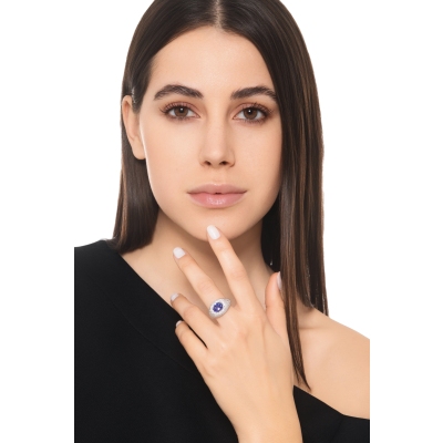 Cocktail diamond tanzanite dome ring in 18kt gold