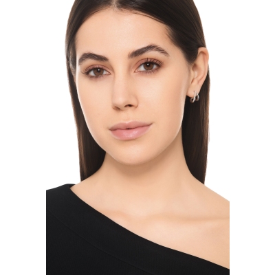 18k white gold diamond design earrings